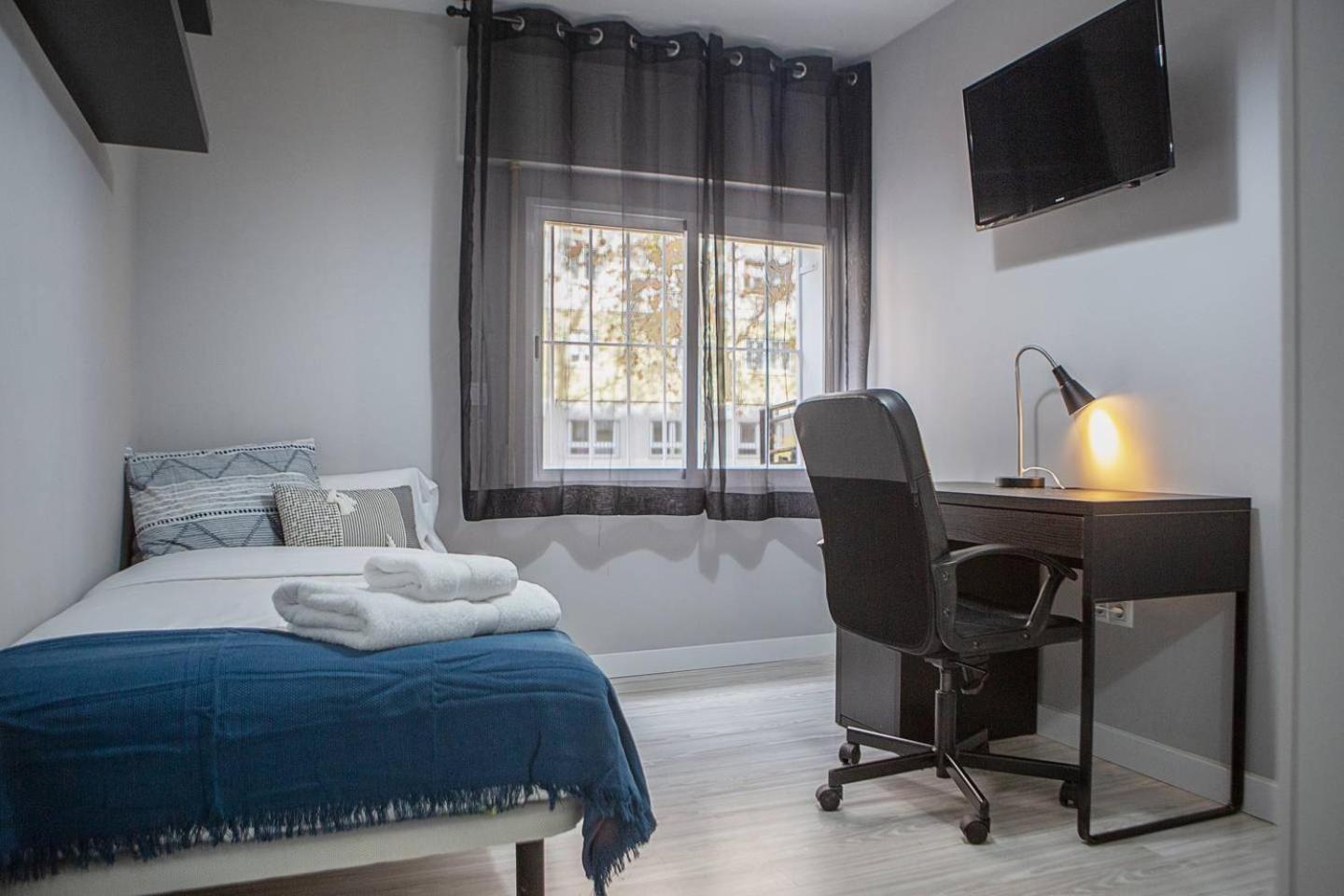 Lovely 3 Bedroom Apartment Next To Fuencarral Madrid Eksteriør billede